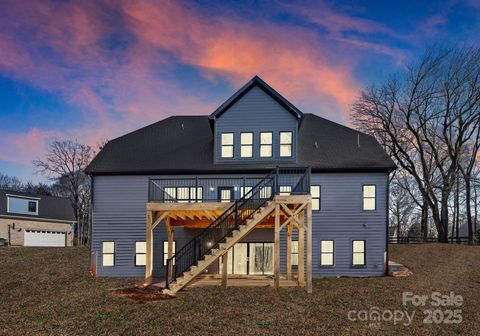 A home in Waxhaw