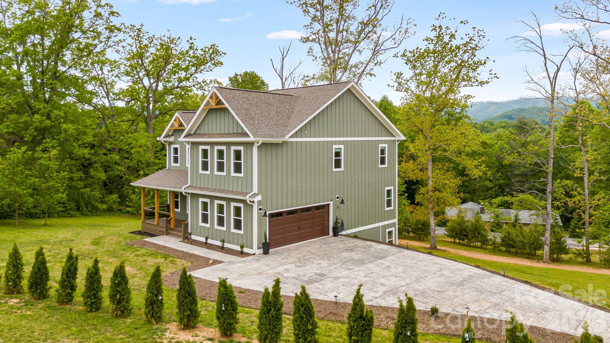 17 Baxter Woods Lane