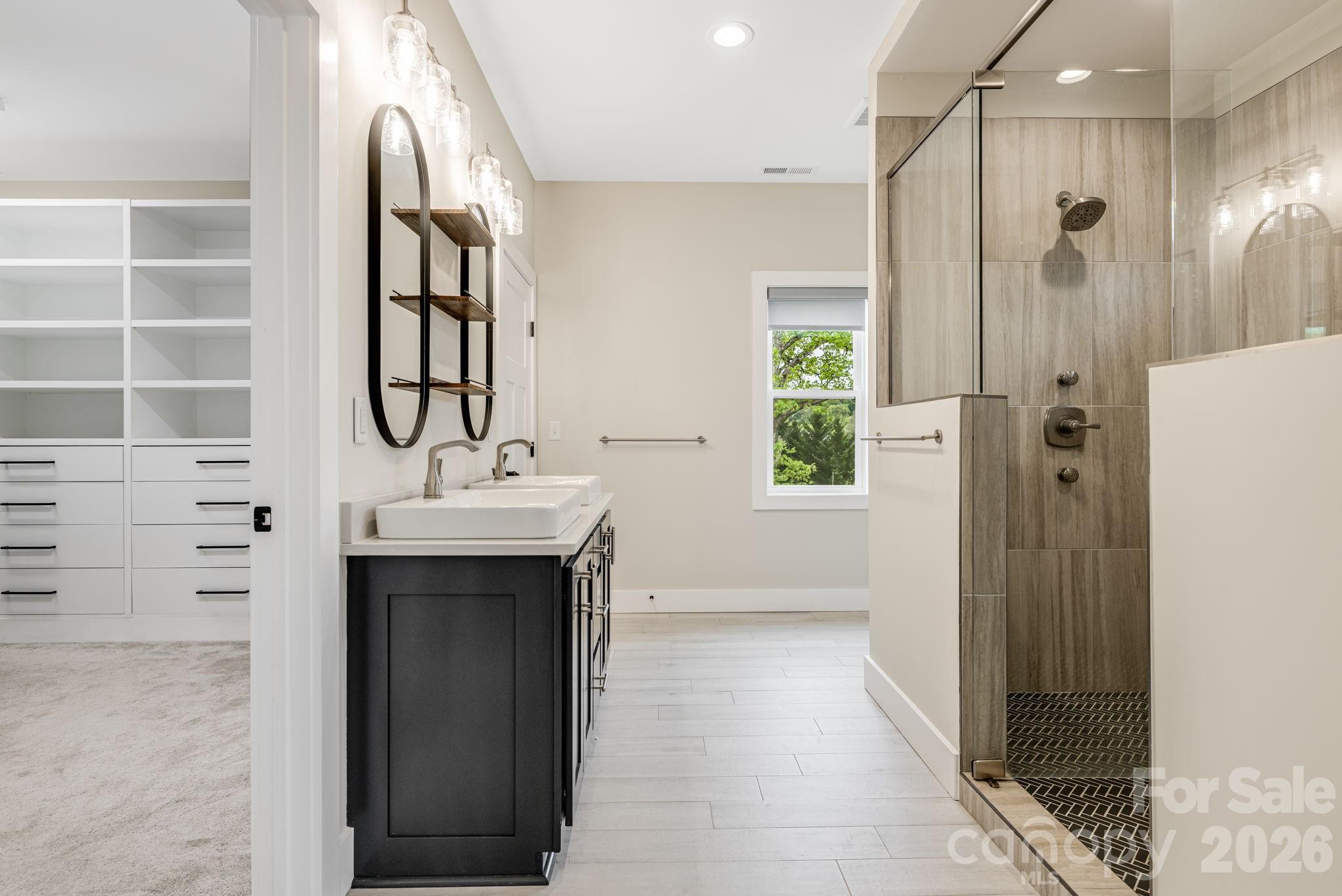 Baxter Woods - Residential