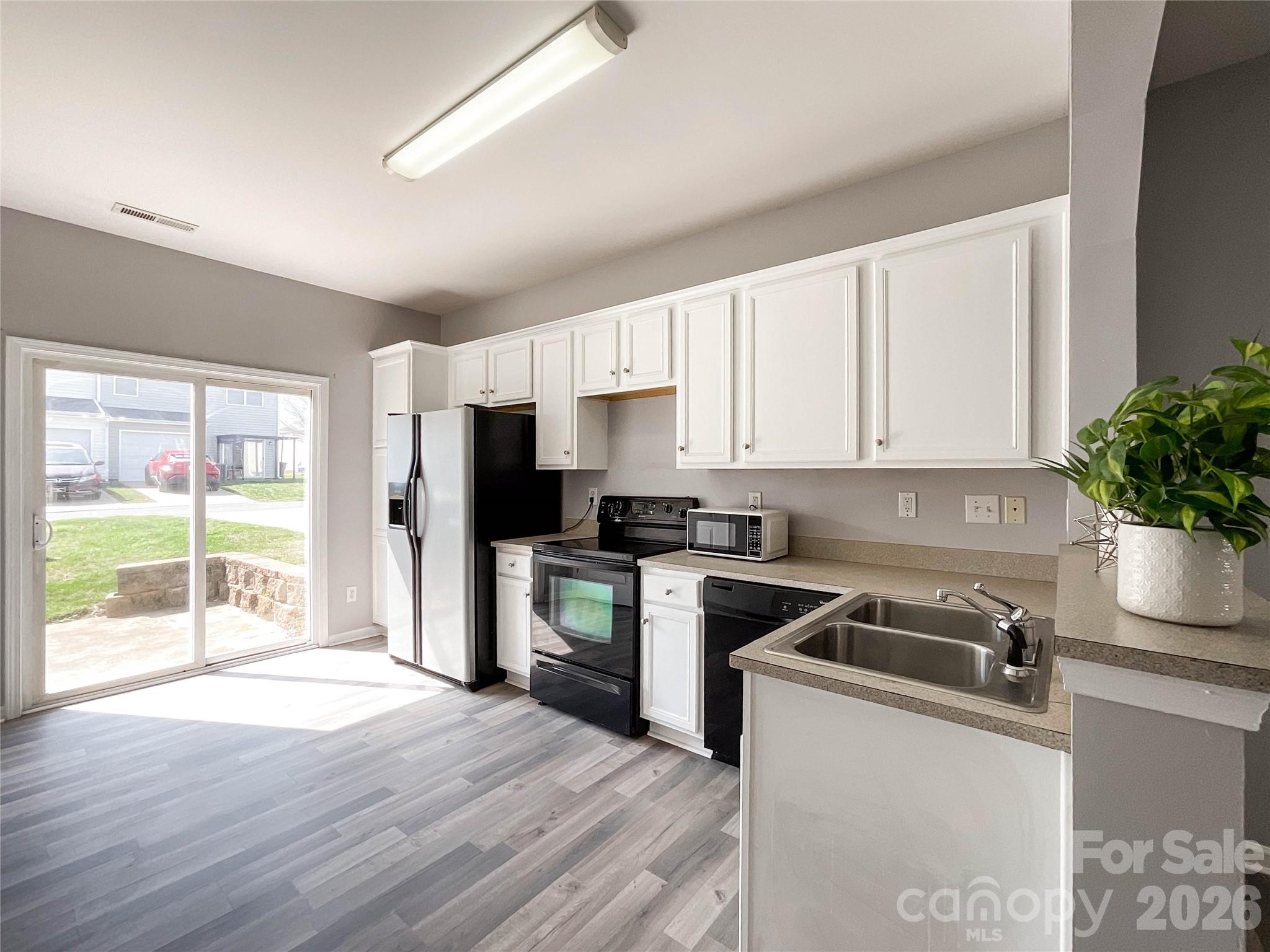 Taylor Glen Townhomes - Residential