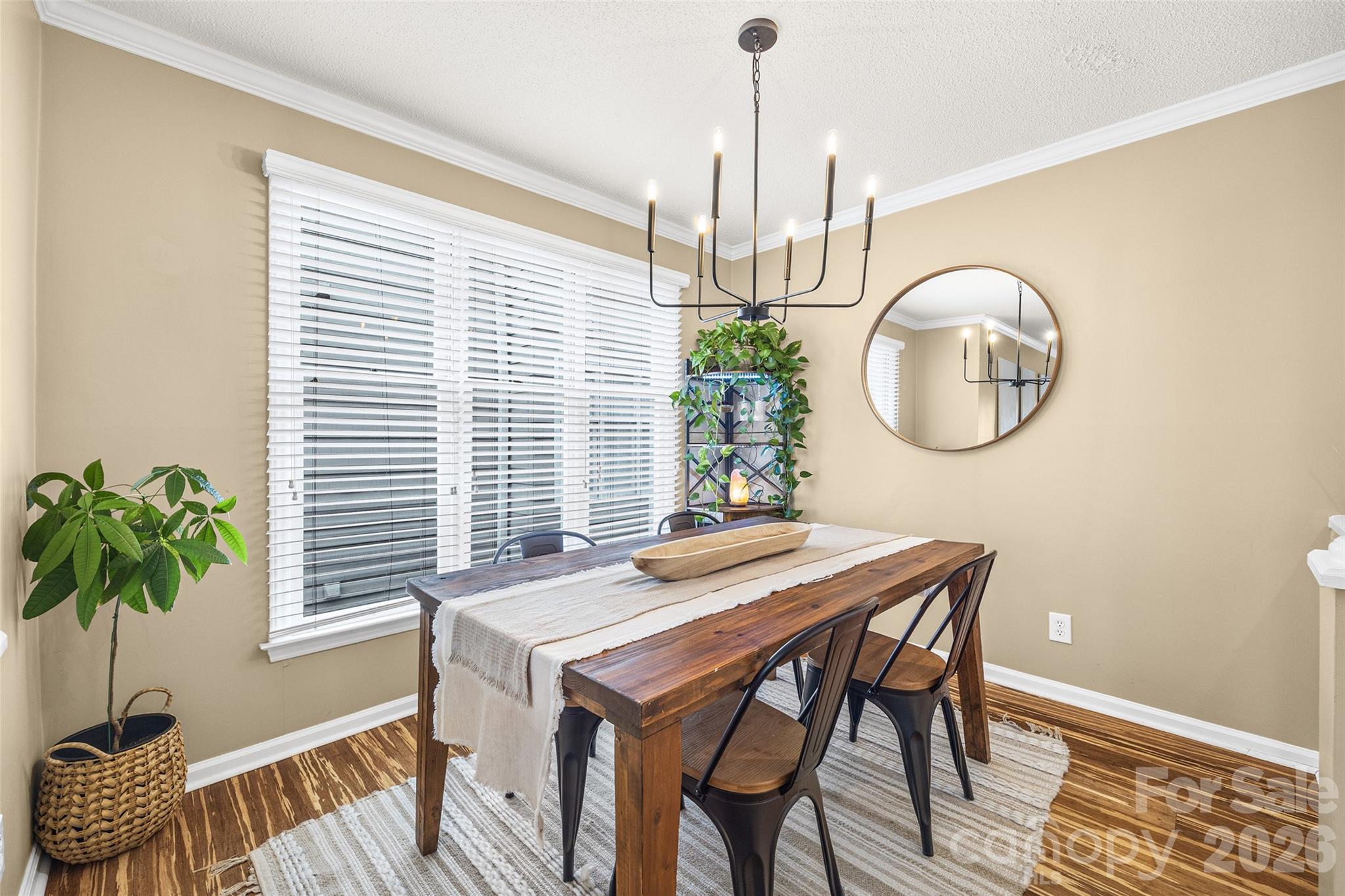 Queens Station - Residential