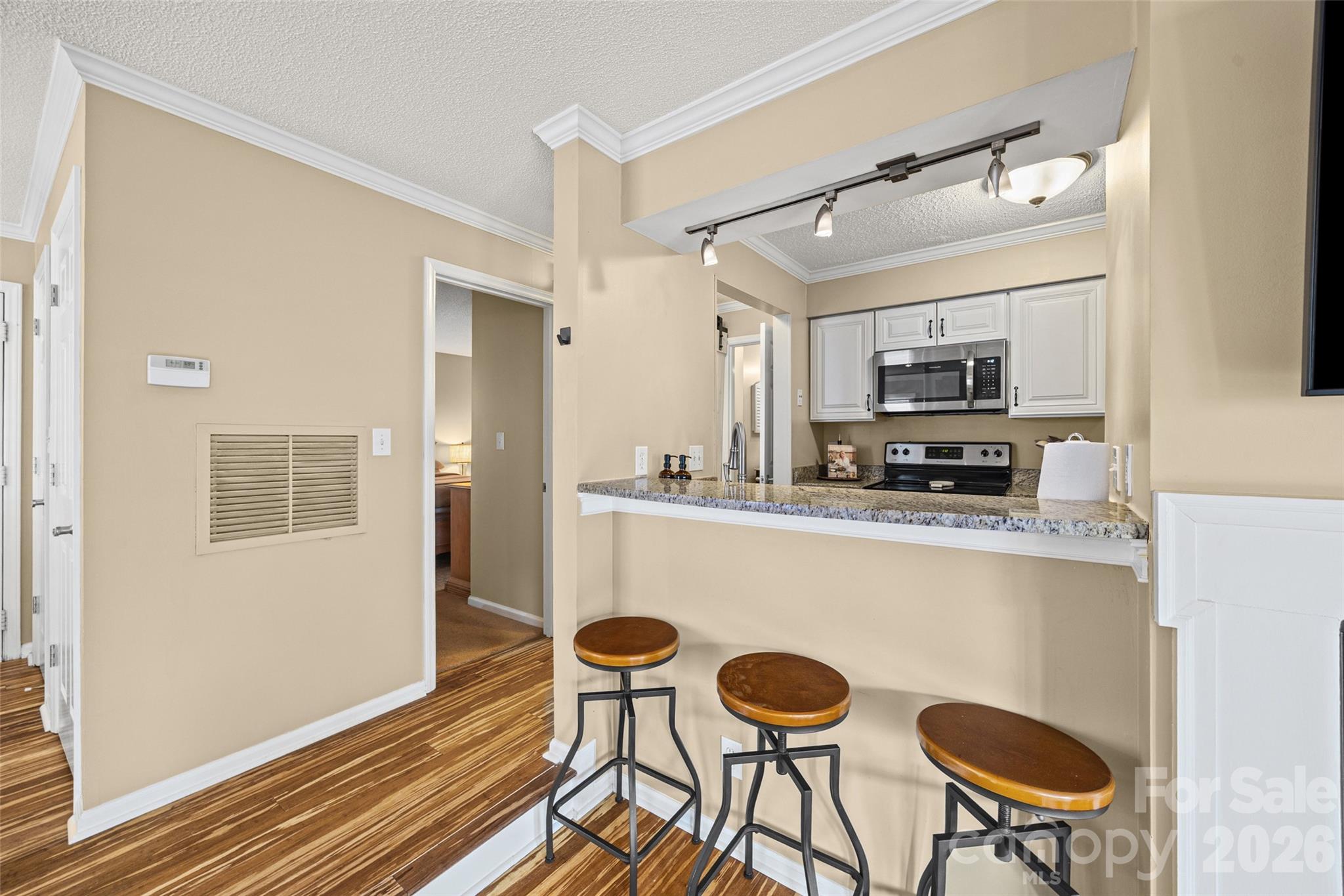 Queens Station - Residential