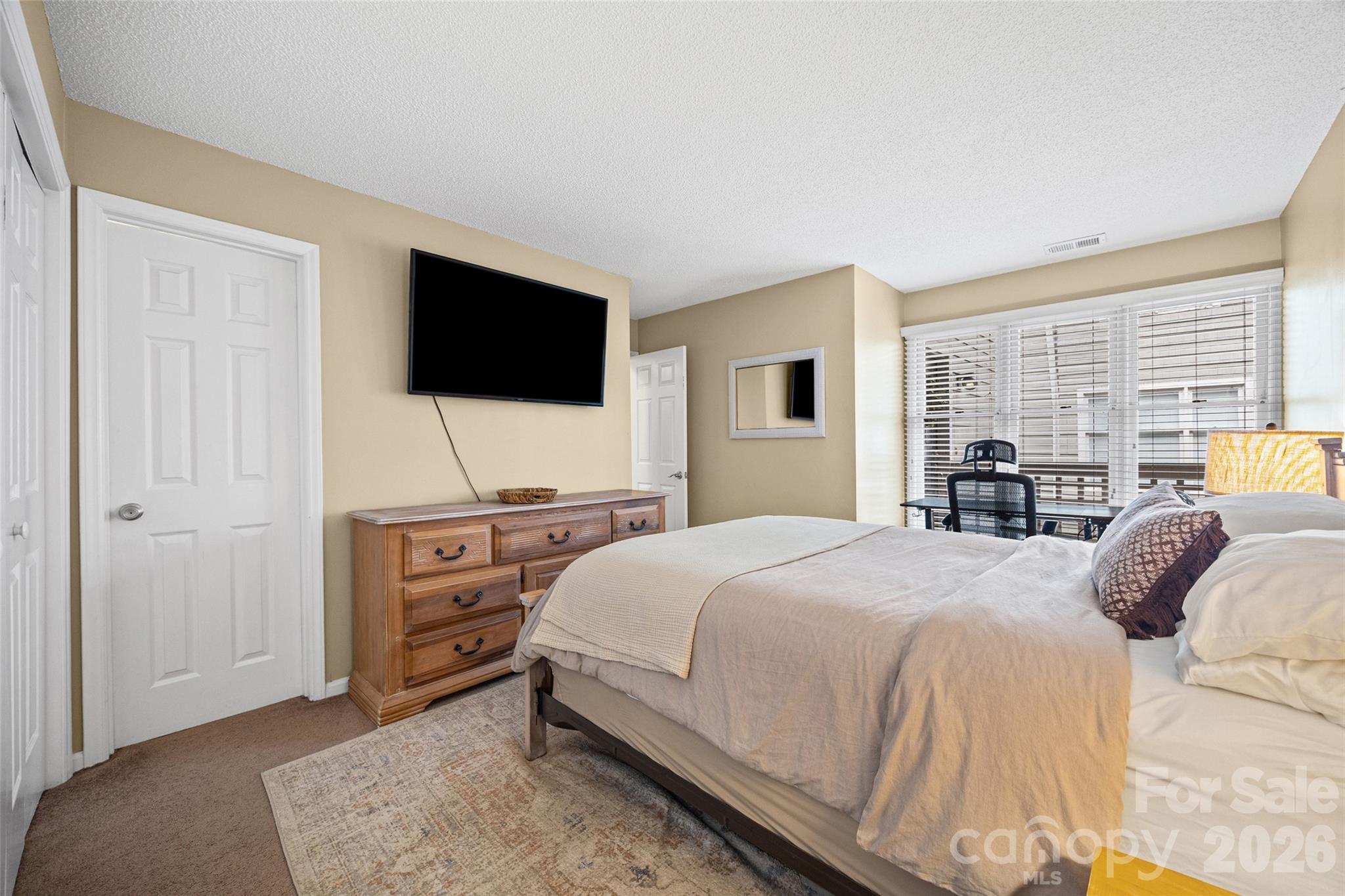 Queens Station - Residential