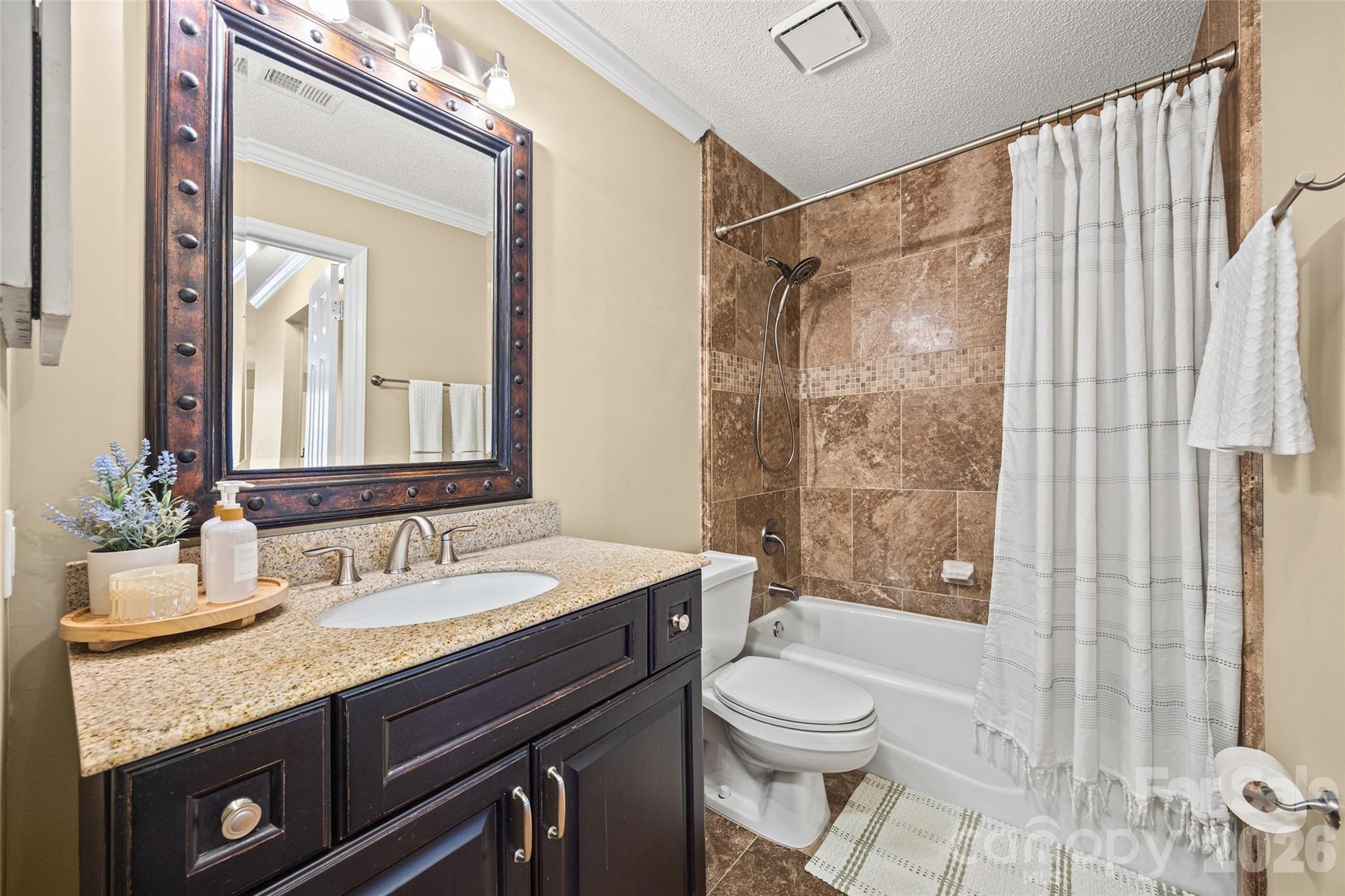 Queens Station - Residential