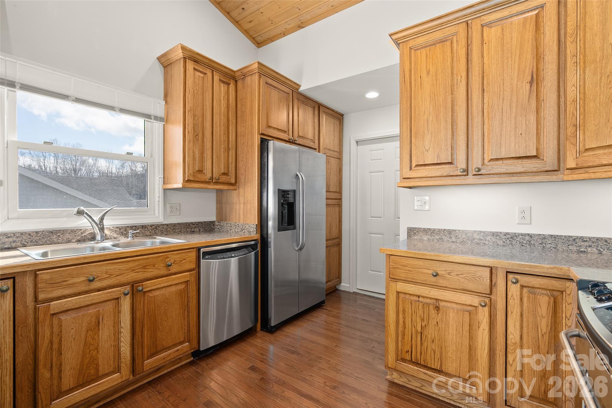 The Meadows At Laurel Ridge - Residential