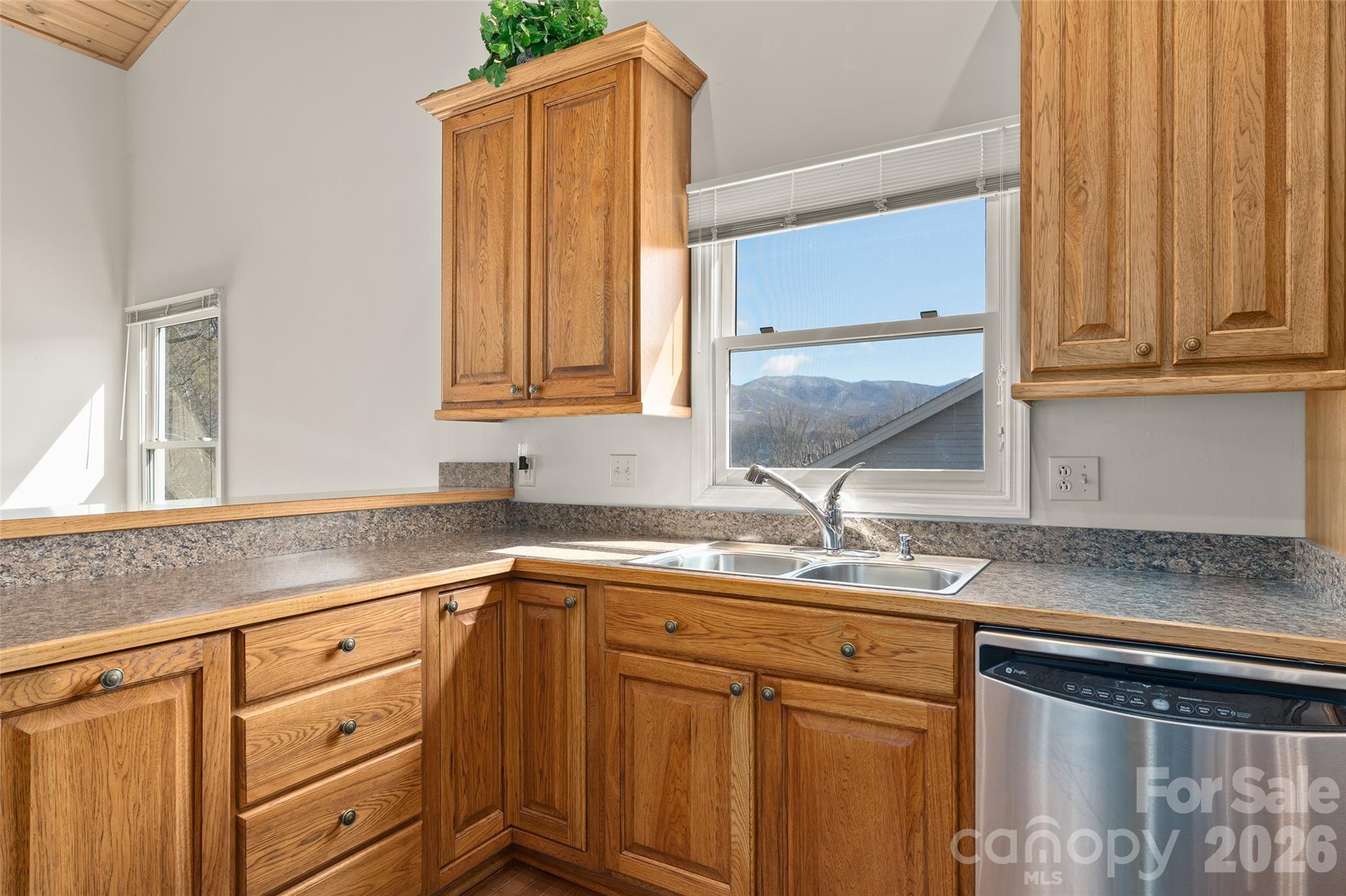 The Meadows At Laurel Ridge - Residential