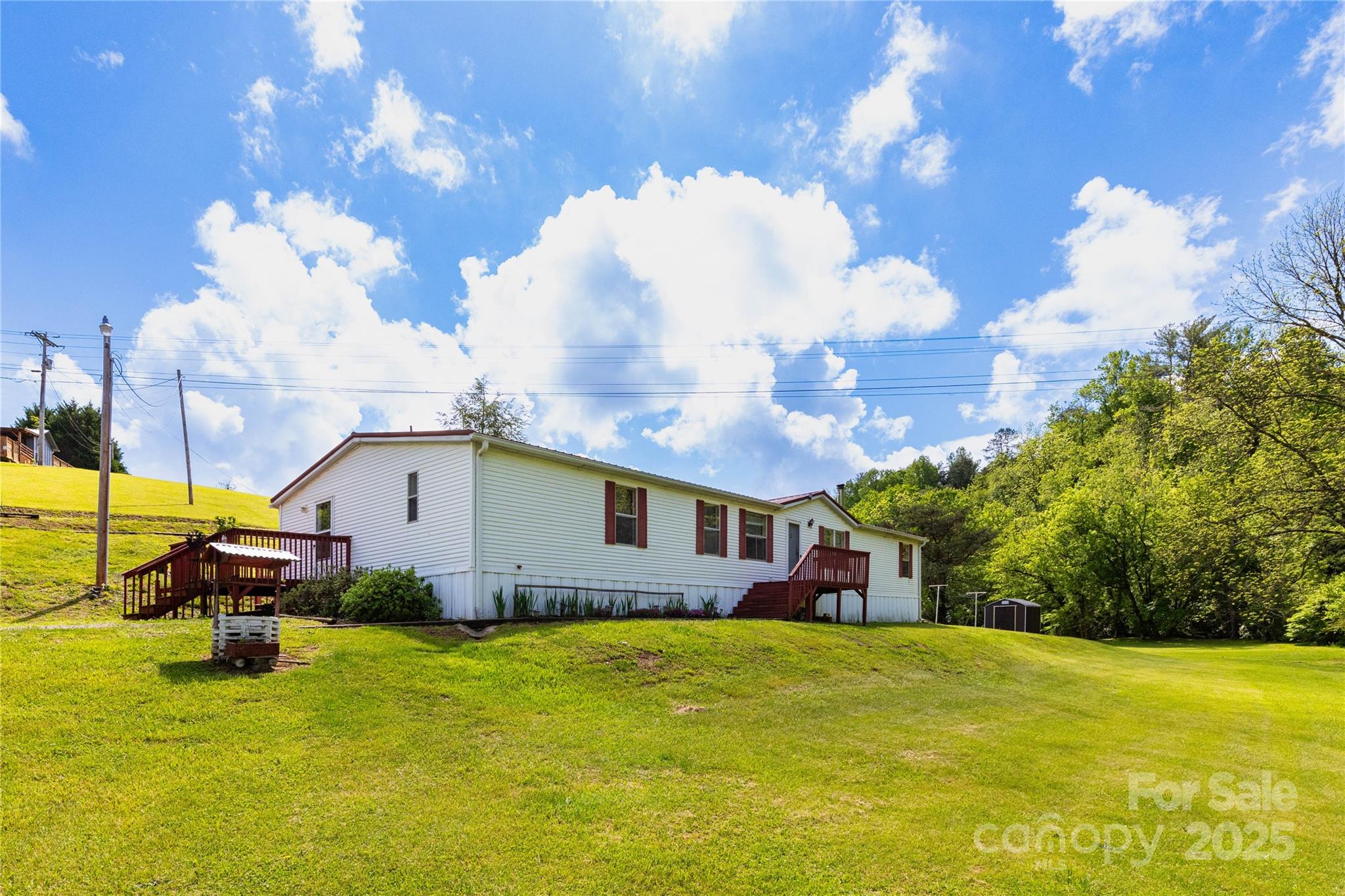 283 Grandview Drive 1