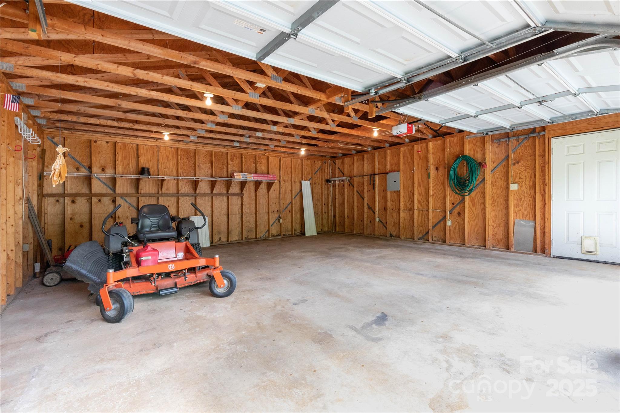 283 Grandview Drive 1