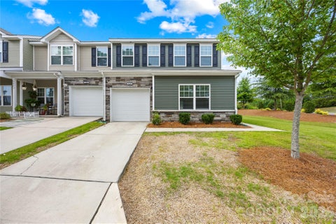 Photo of 7447 Jane Parks Way, Charlotte, NC 28217 (MLS # 4394618)
