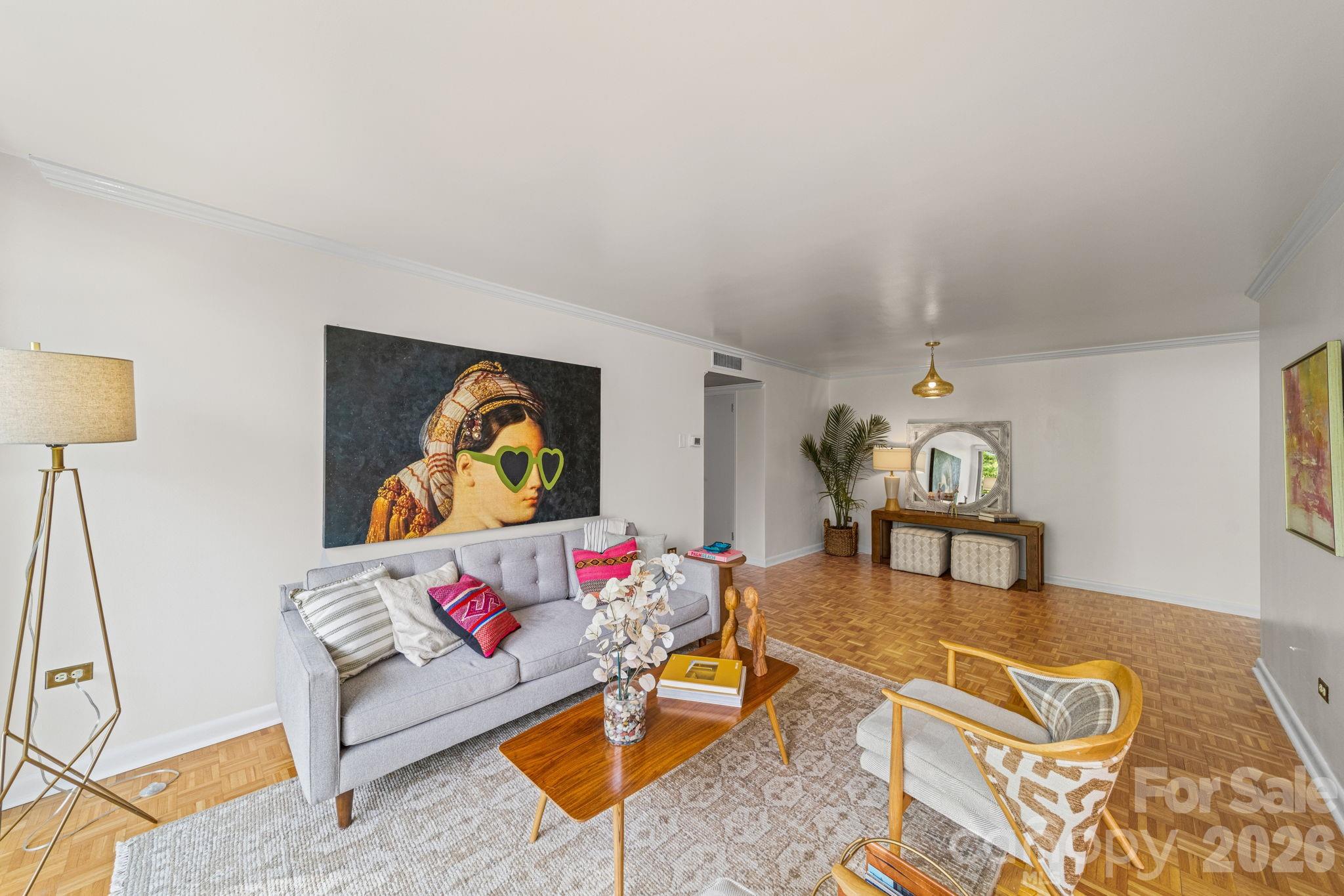 1300 Queens Road 312