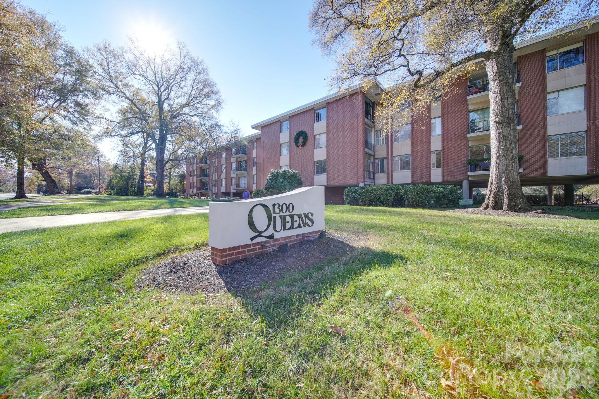 1300 Queens Road 312