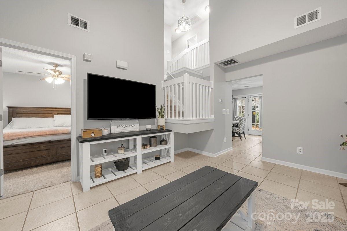 10255 Reindeer Way Lane