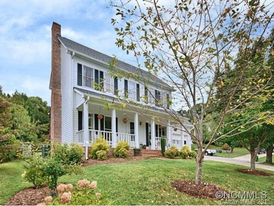 Great location on corner lot in Trappers Run. Nice back yard for play, enjoy the shade on the covered front porch, or grill on the back deck. Master with walk-in closet and double vanity. Eat-in kitchen with pantry. Large living room with gas fireplace and formal dining. Gas furnace and newer roof.