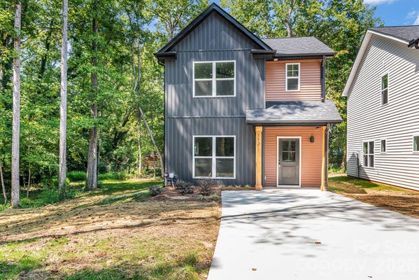 112 N YADKIN AVE, SPENCER, NC 28159 - Image e4ff0461a3c990b656acd5cfb9dbdd82/1836259372