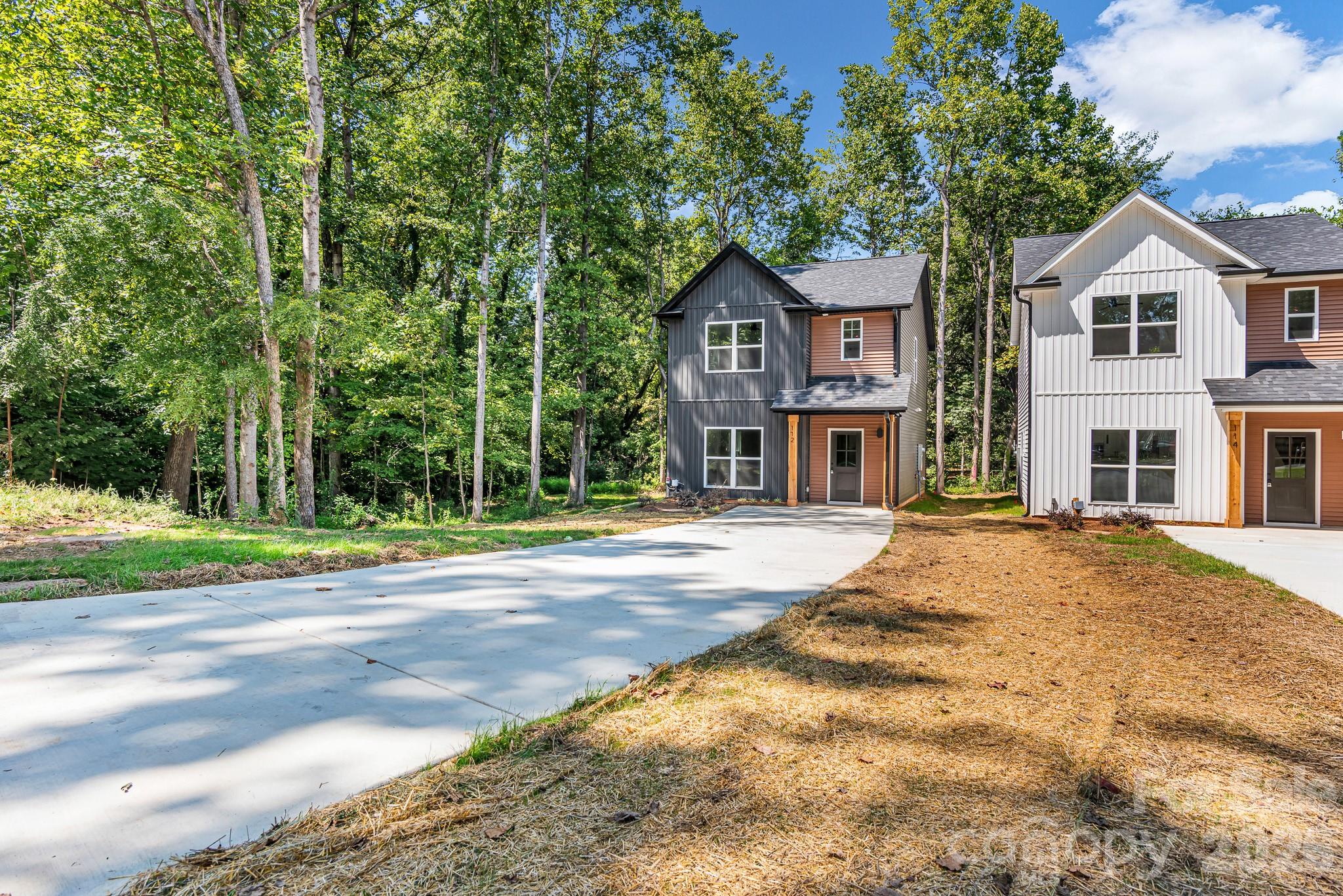 112 N Yadkin Avenue