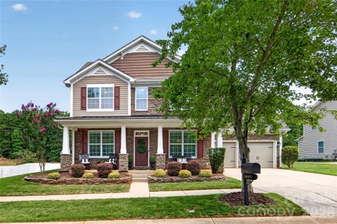 Photo of 6403 Torrence Trace Drive, Huntersville, NC 28078 (MLS # 4409245)