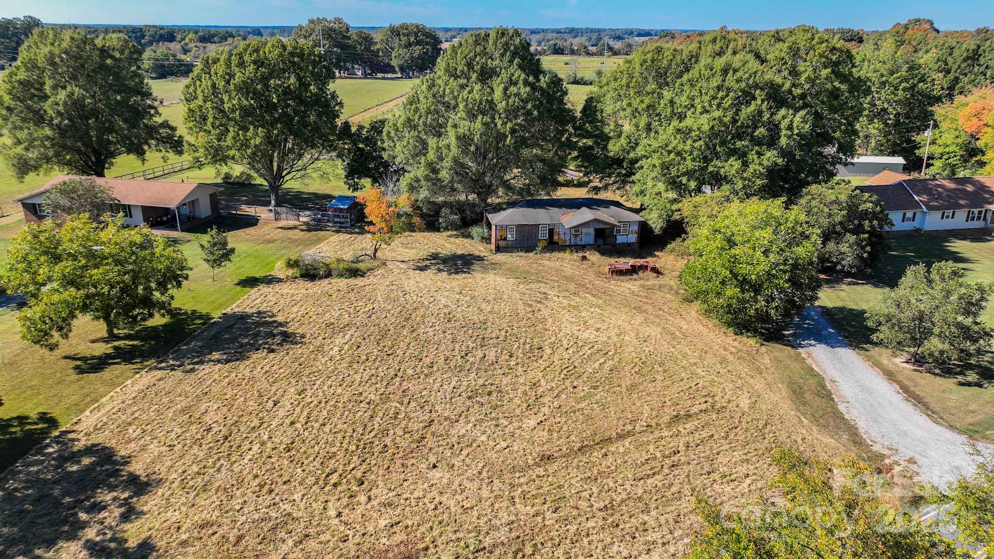 1418 Clarence Secrest Road