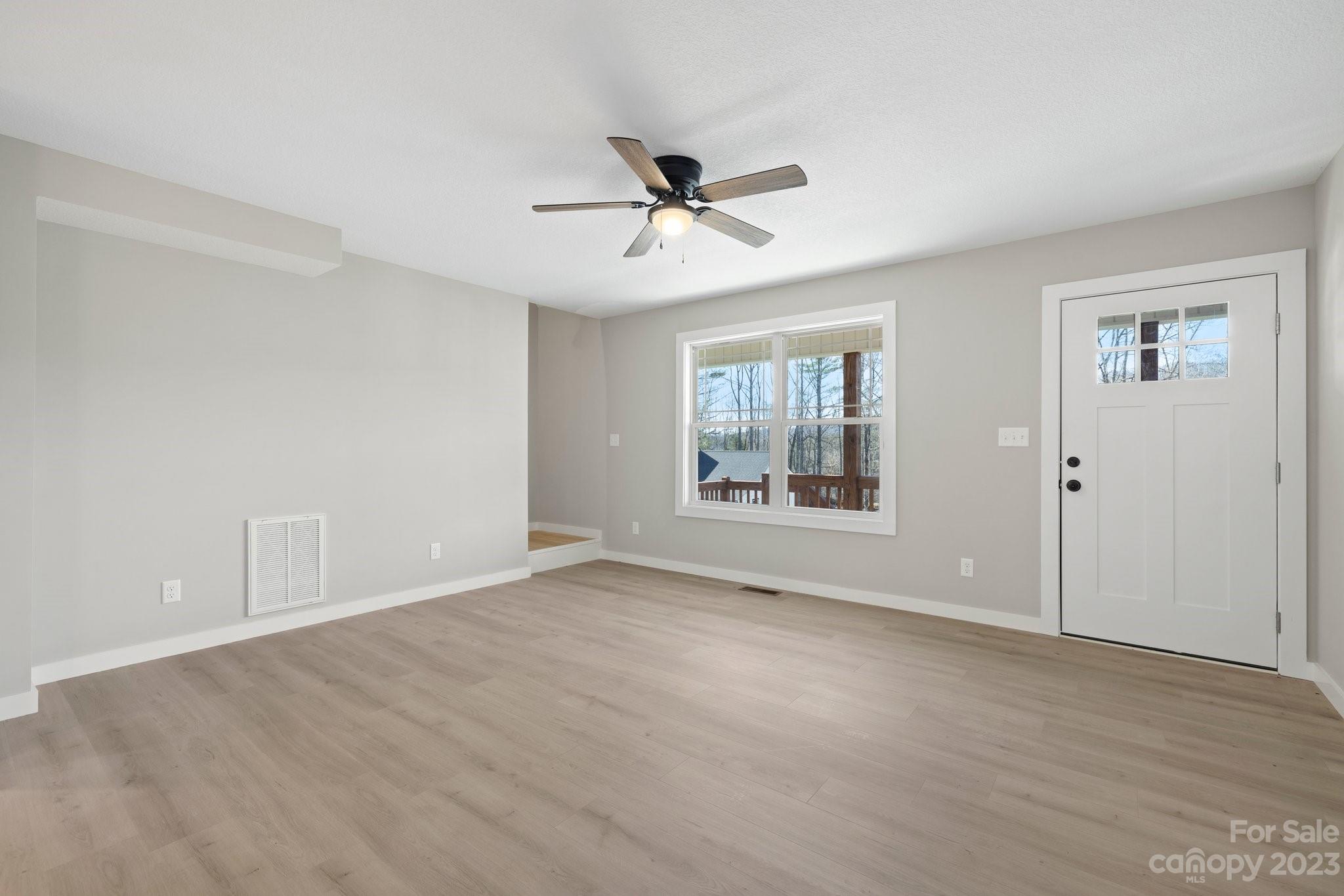 Majestic Oaks - Residential