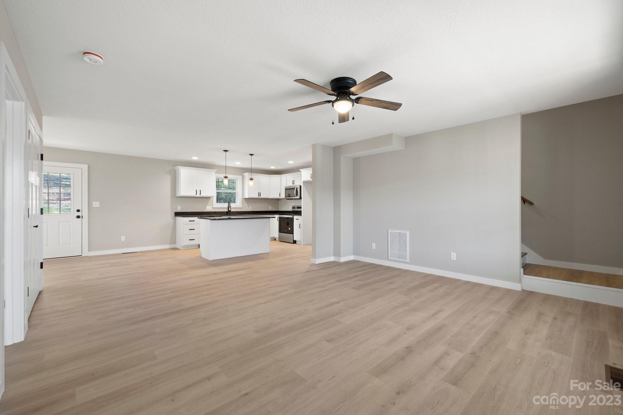 Majestic Oaks - Residential