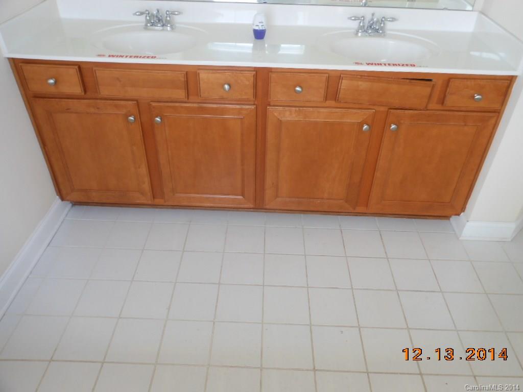 Old Stone Crossing - Residential