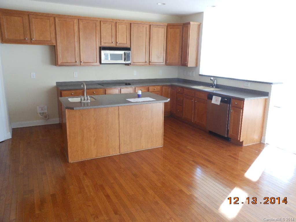 Old Stone Crossing - Residential