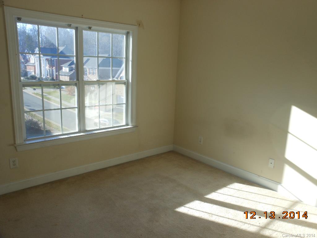 Old Stone Crossing - Residential