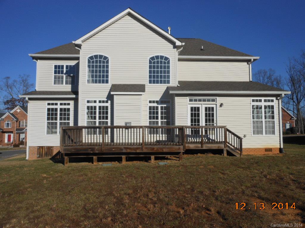 Old Stone Crossing - Residential