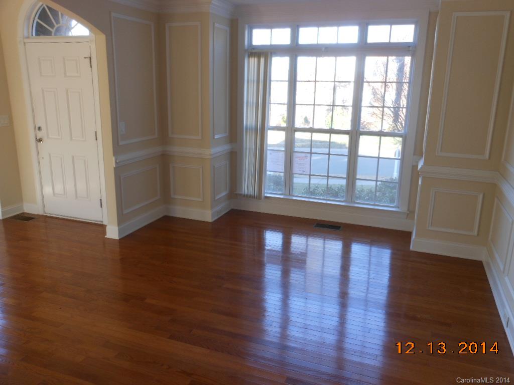 Old Stone Crossing - Residential