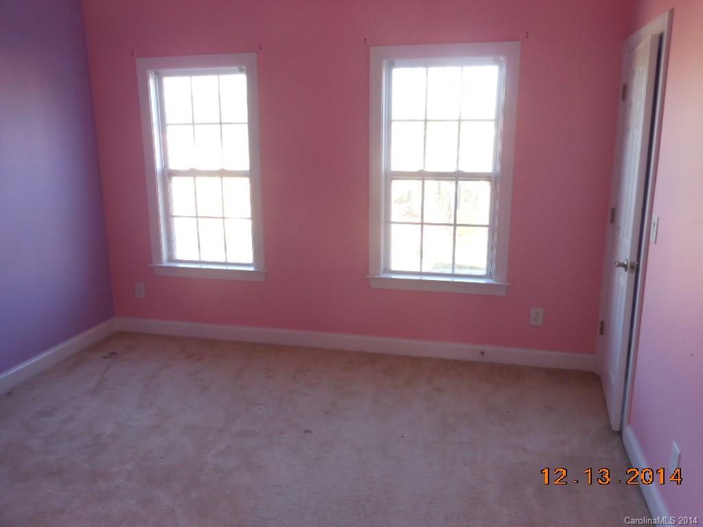 Old Stone Crossing - Residential