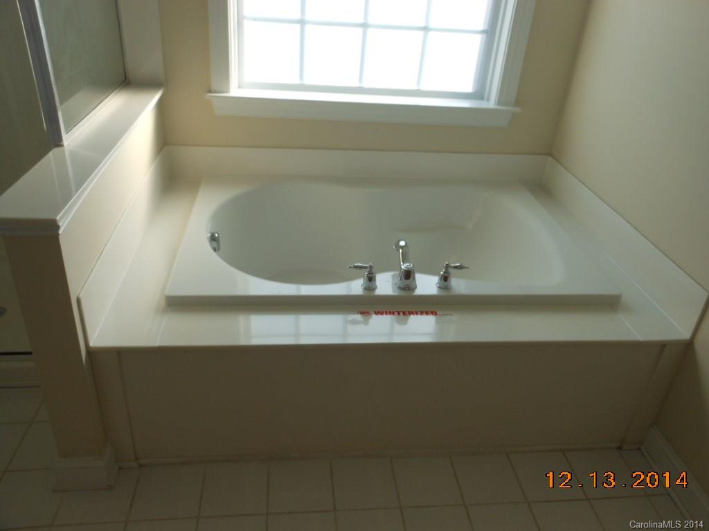 Old Stone Crossing - Residential