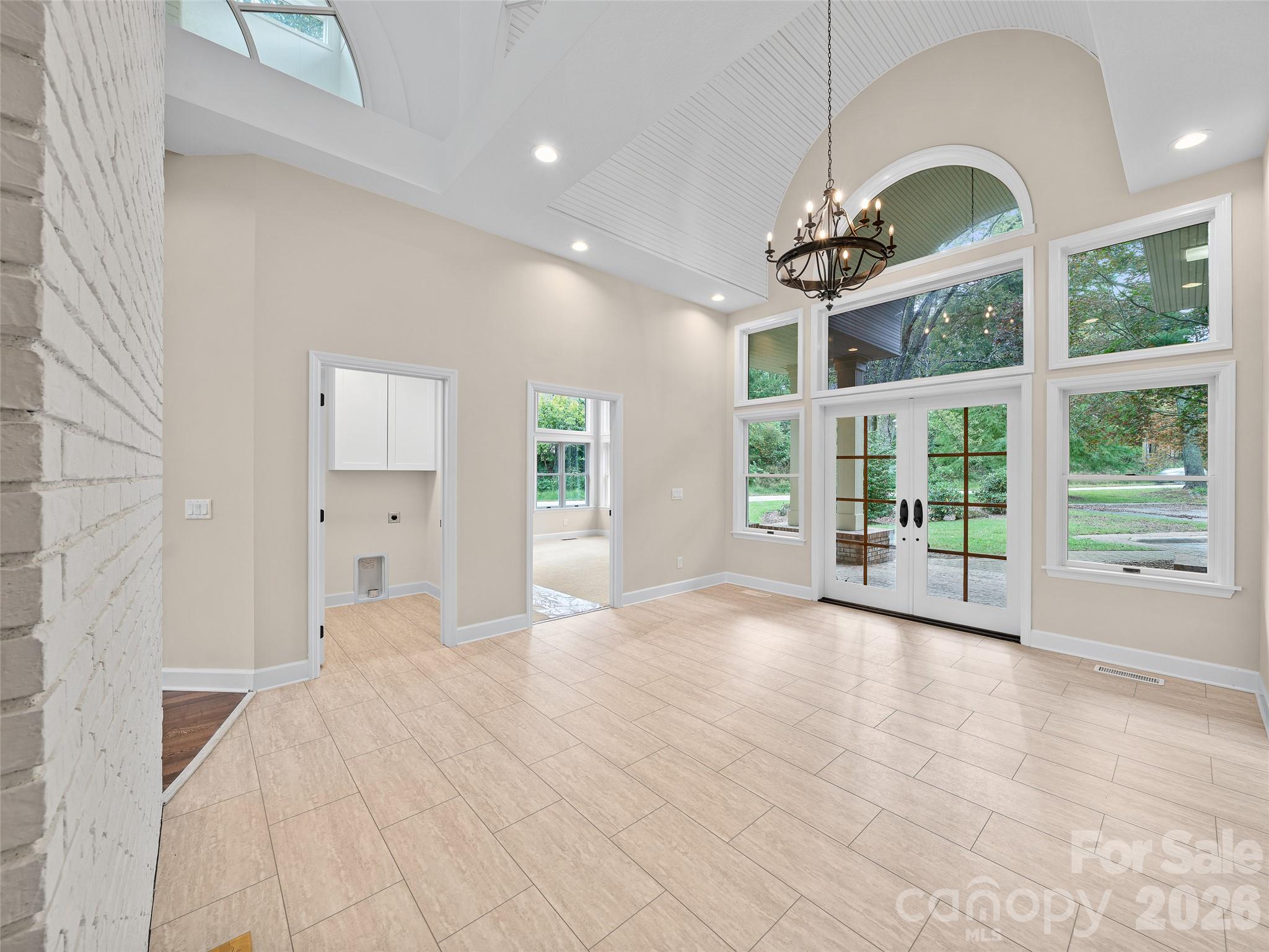 18 Carriage Park Way