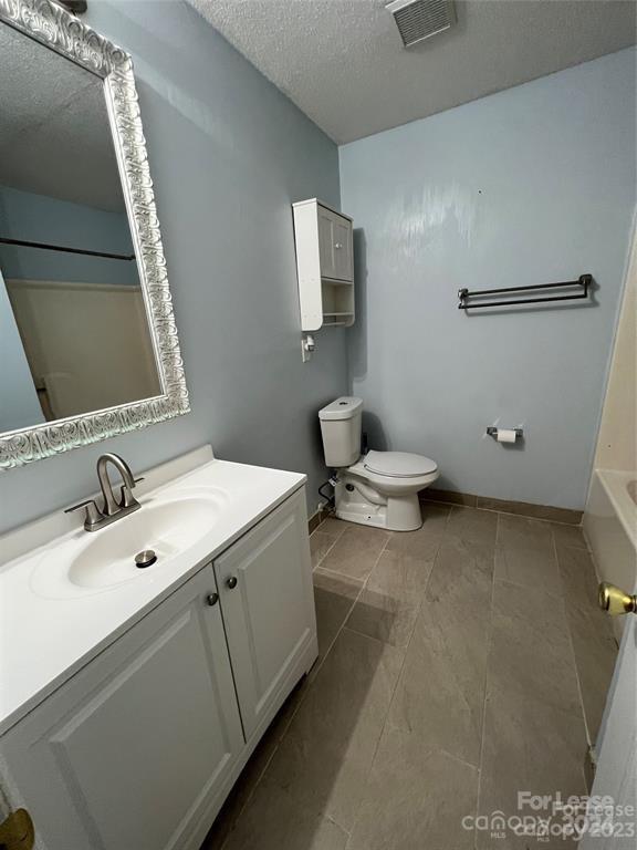 Hunters Chase - Residential Lease