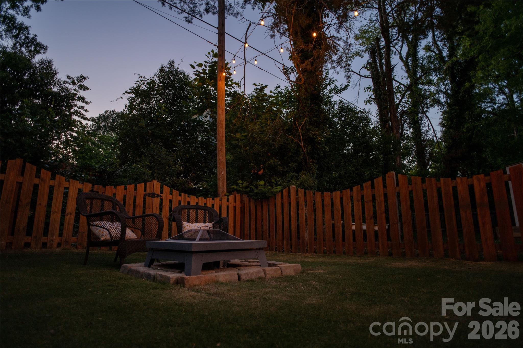 Camp Green - Residential