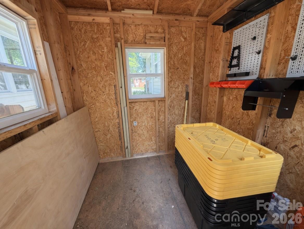 Camp Green - Residential