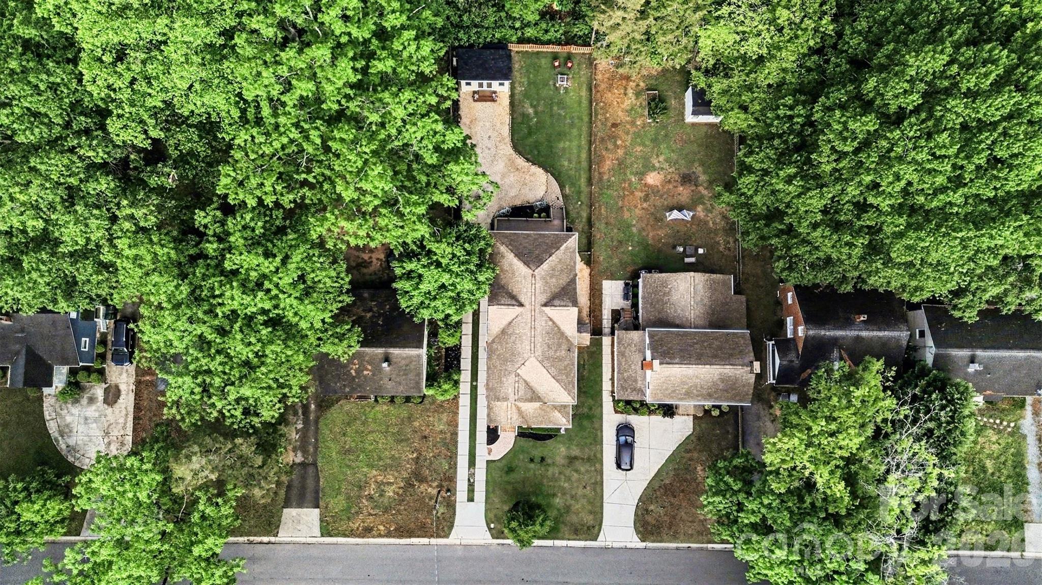 Camp Green - Residential