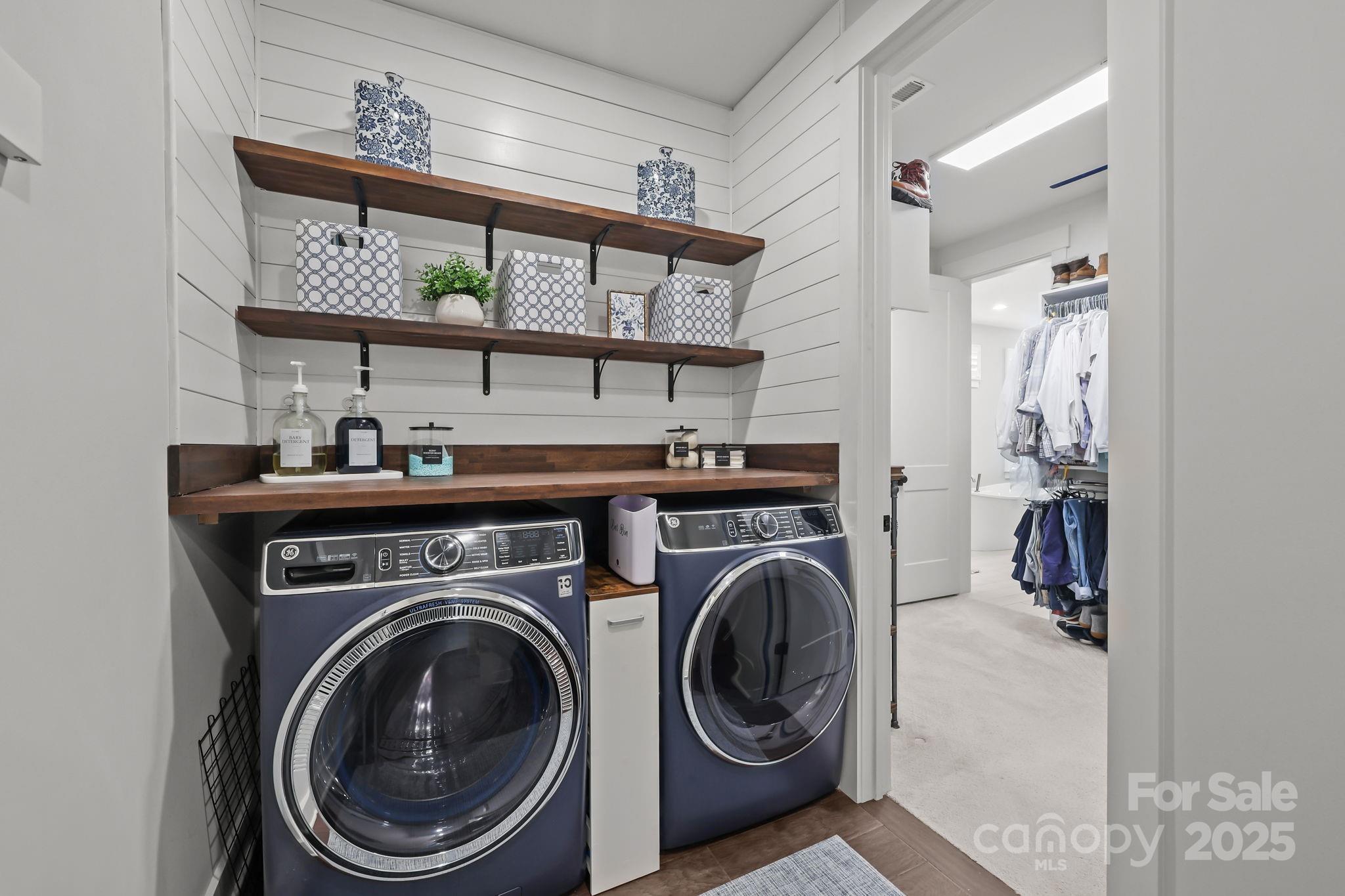 Granary Oaks - Residential