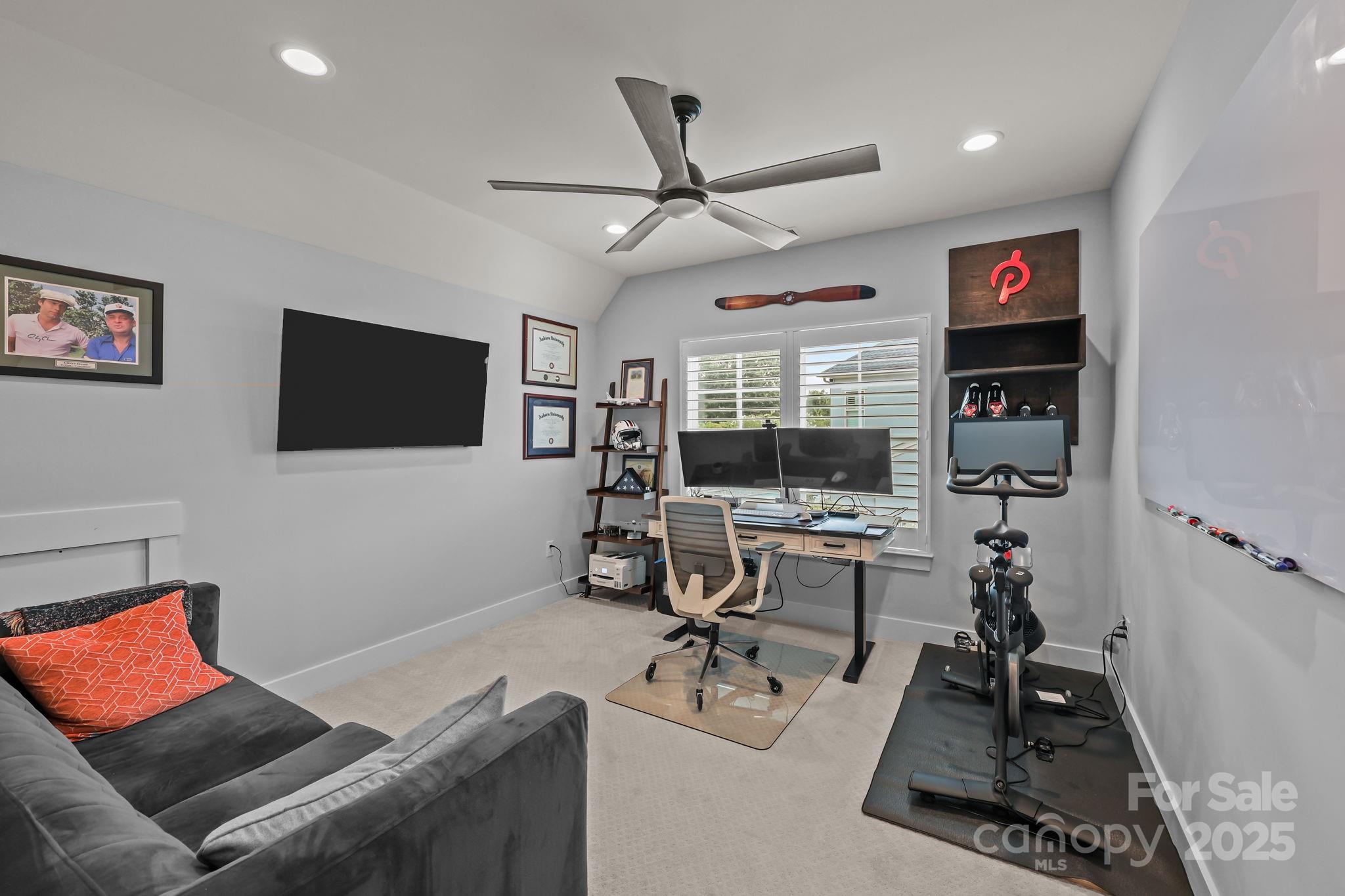 Granary Oaks - Residential