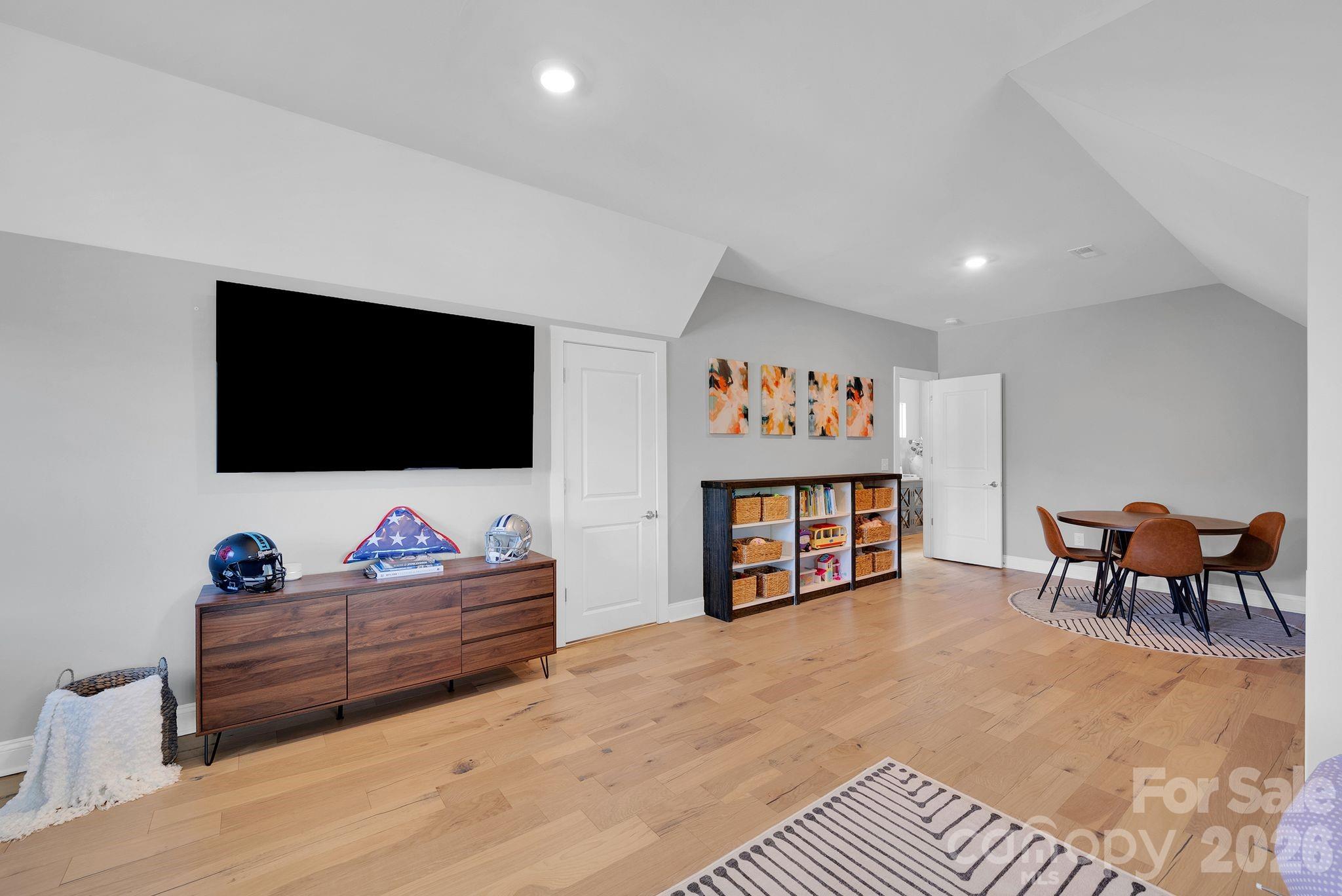 Winding Forest - Residential