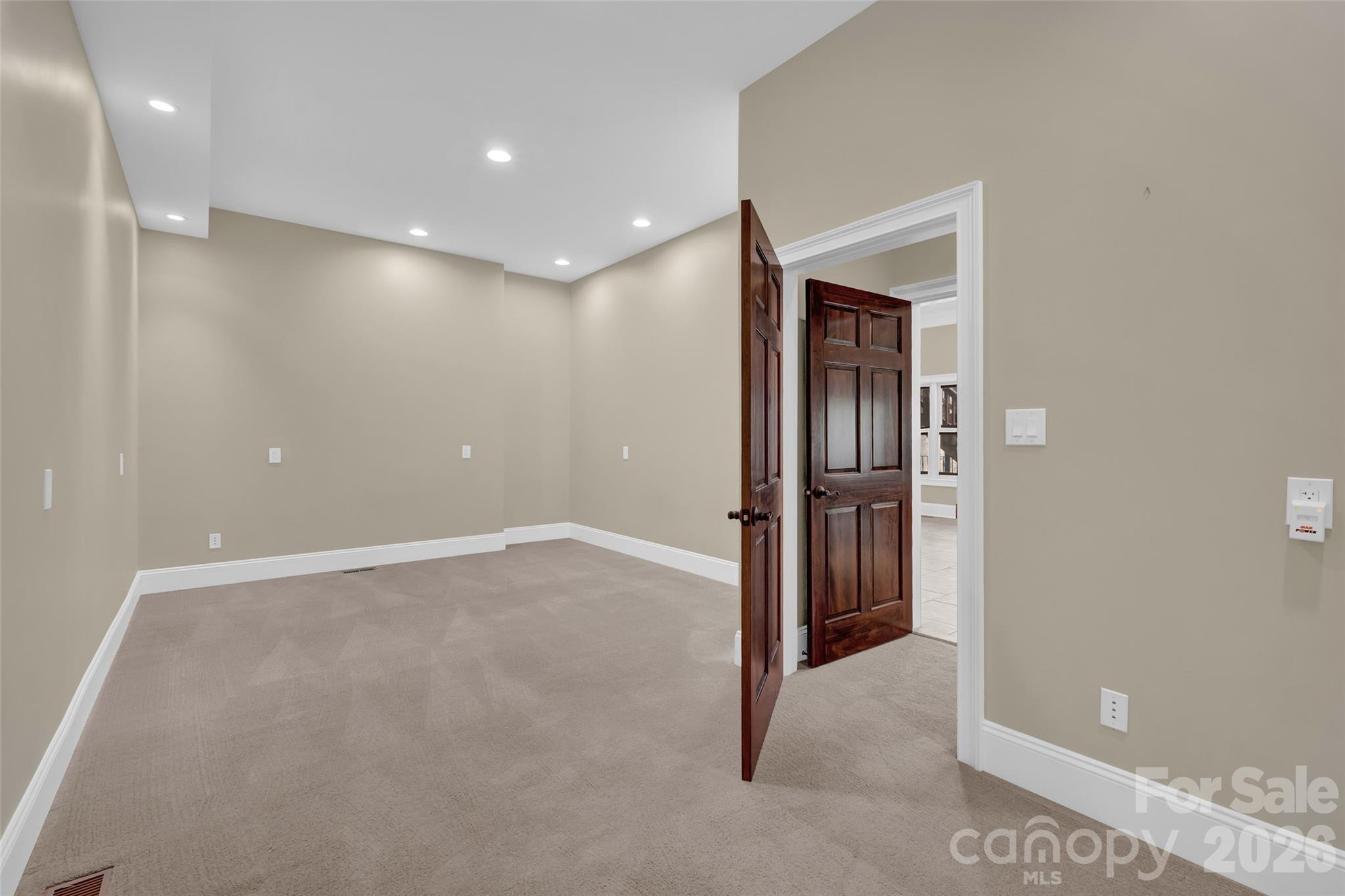 Laurel Cove - Residential