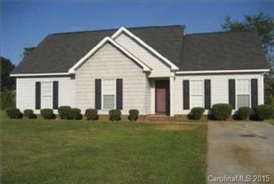 This home offers 3 bedrooms, 2 bathrooms, and approximately 1,420 square feet of living space. It is professionally managed and maintained with pride. Not only are you leasing a quality house, but gaining a place you can call home. Contact us today!