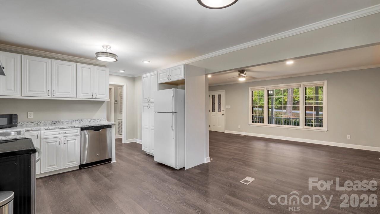 Forest Hills - Residential Lease