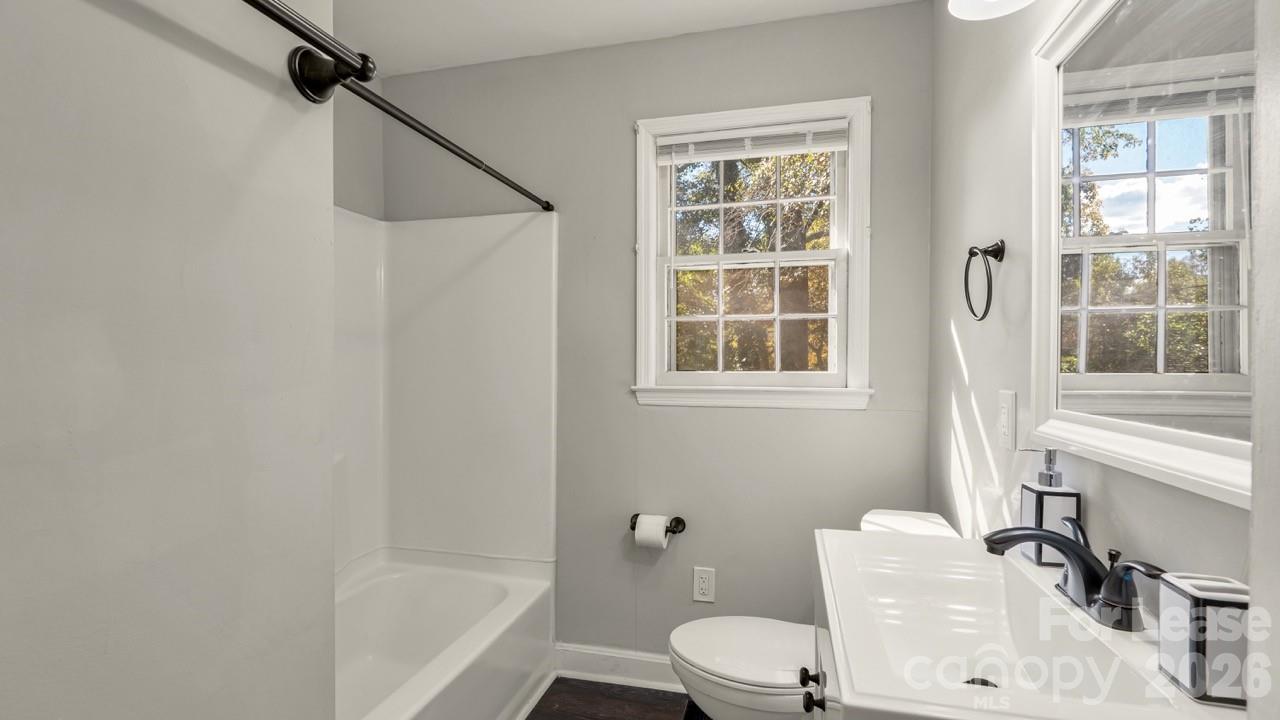 Forest Hills - Residential Lease