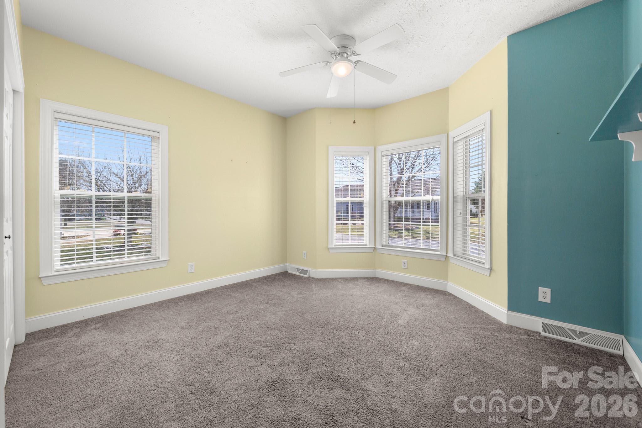 Riverwind - Residential