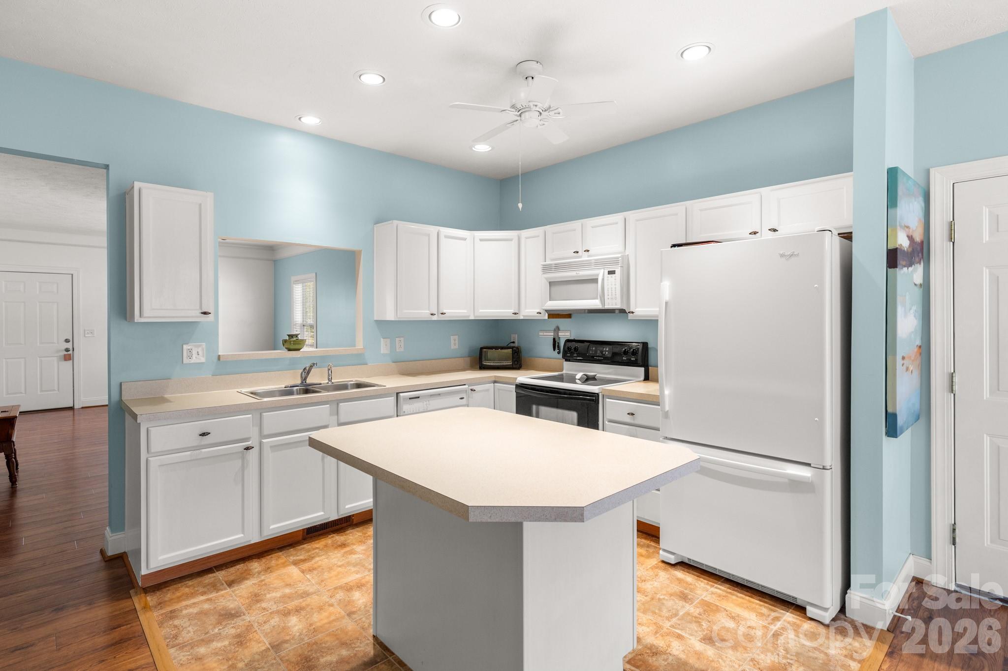 Riverwind - Residential