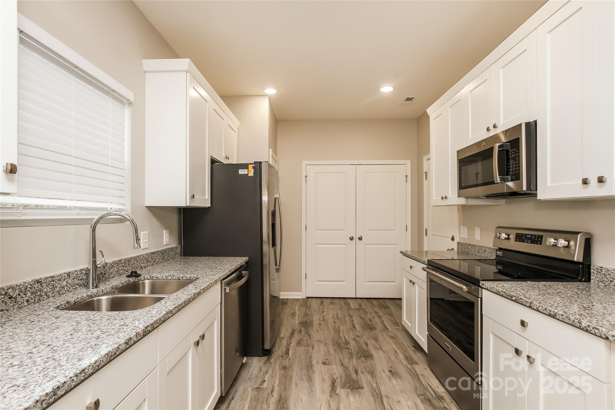 unknown - Residential Lease