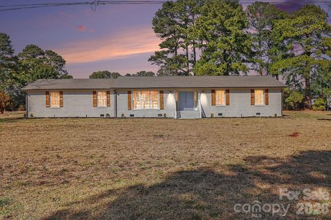 605 Forrest Road Warsaw NC 28398