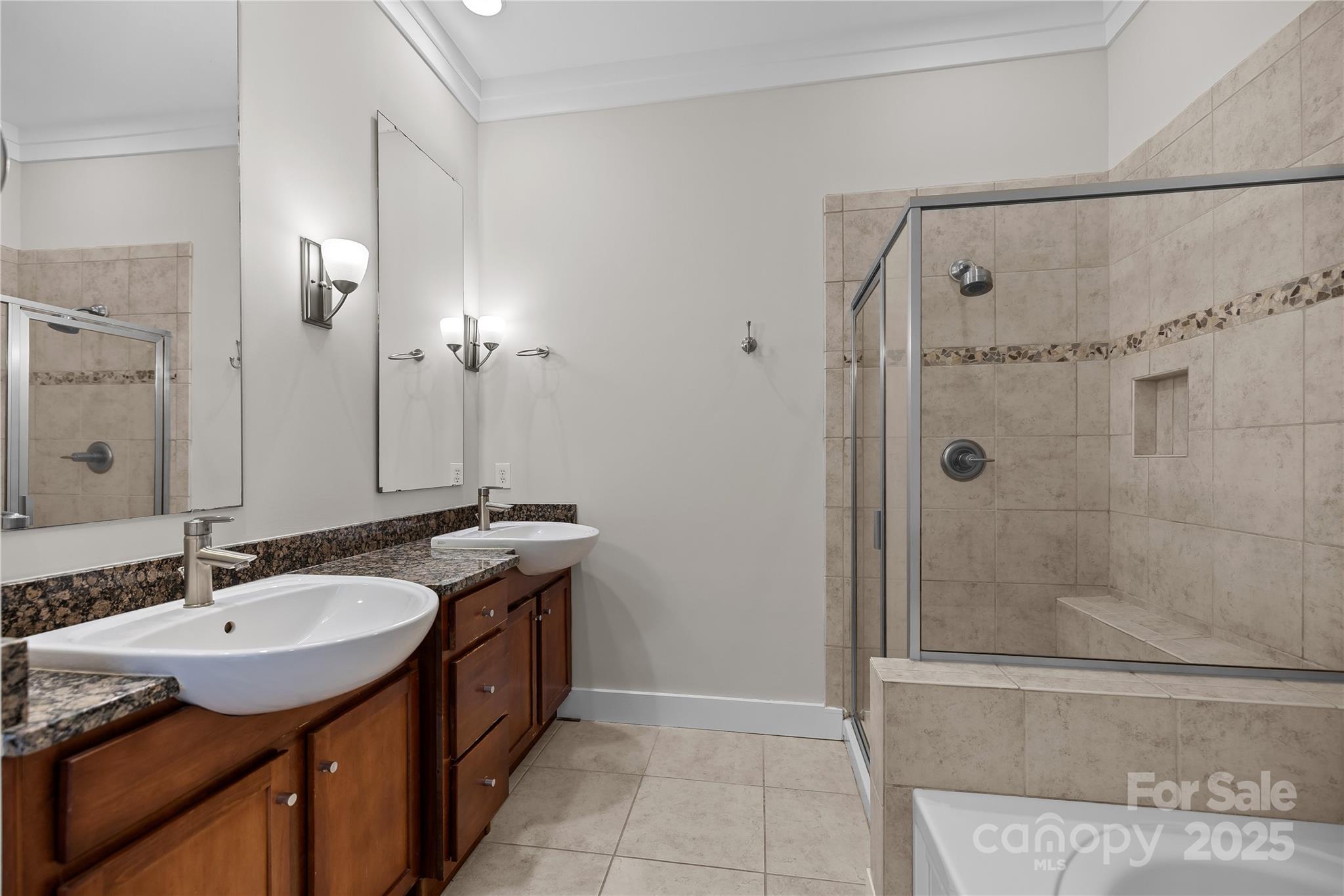 Steel Gardens - Residential