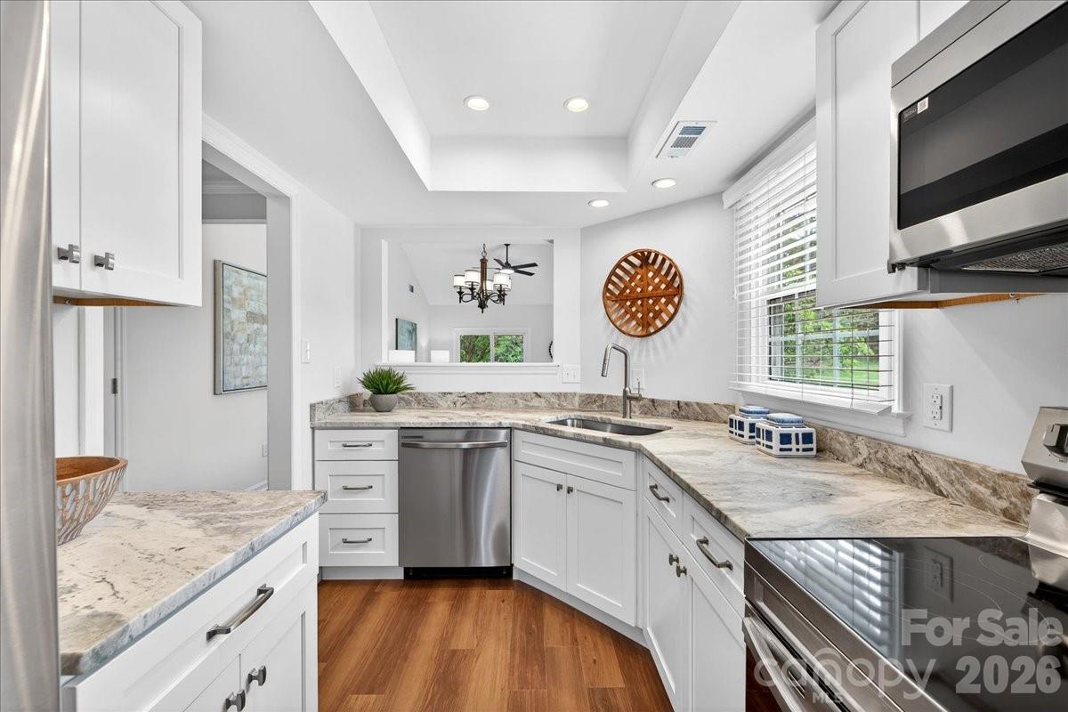 9227 N Vicksburg Park Court