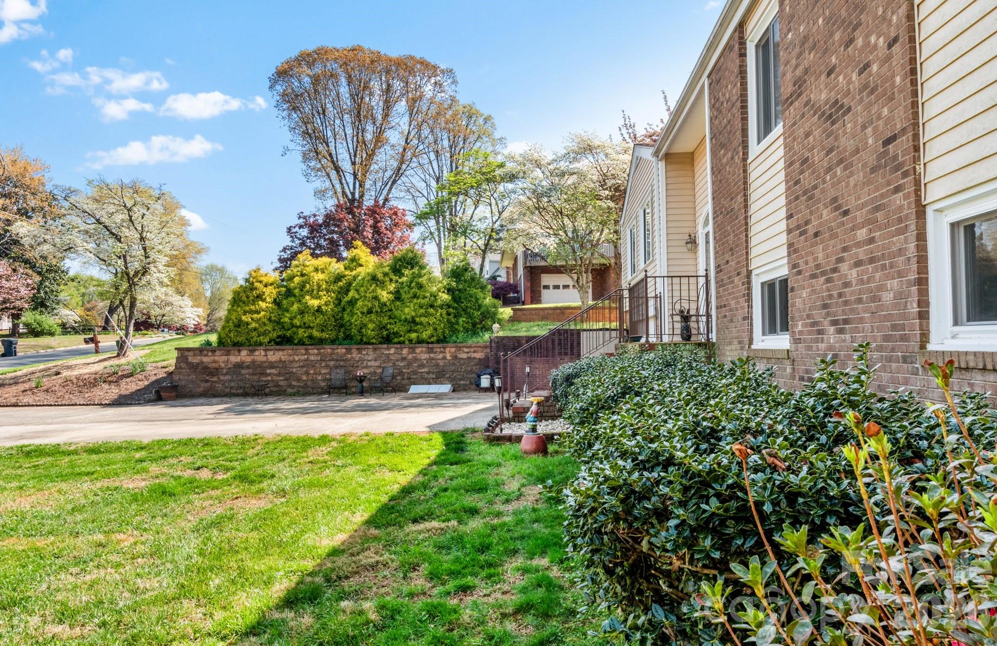 Westridge Forest - Residential