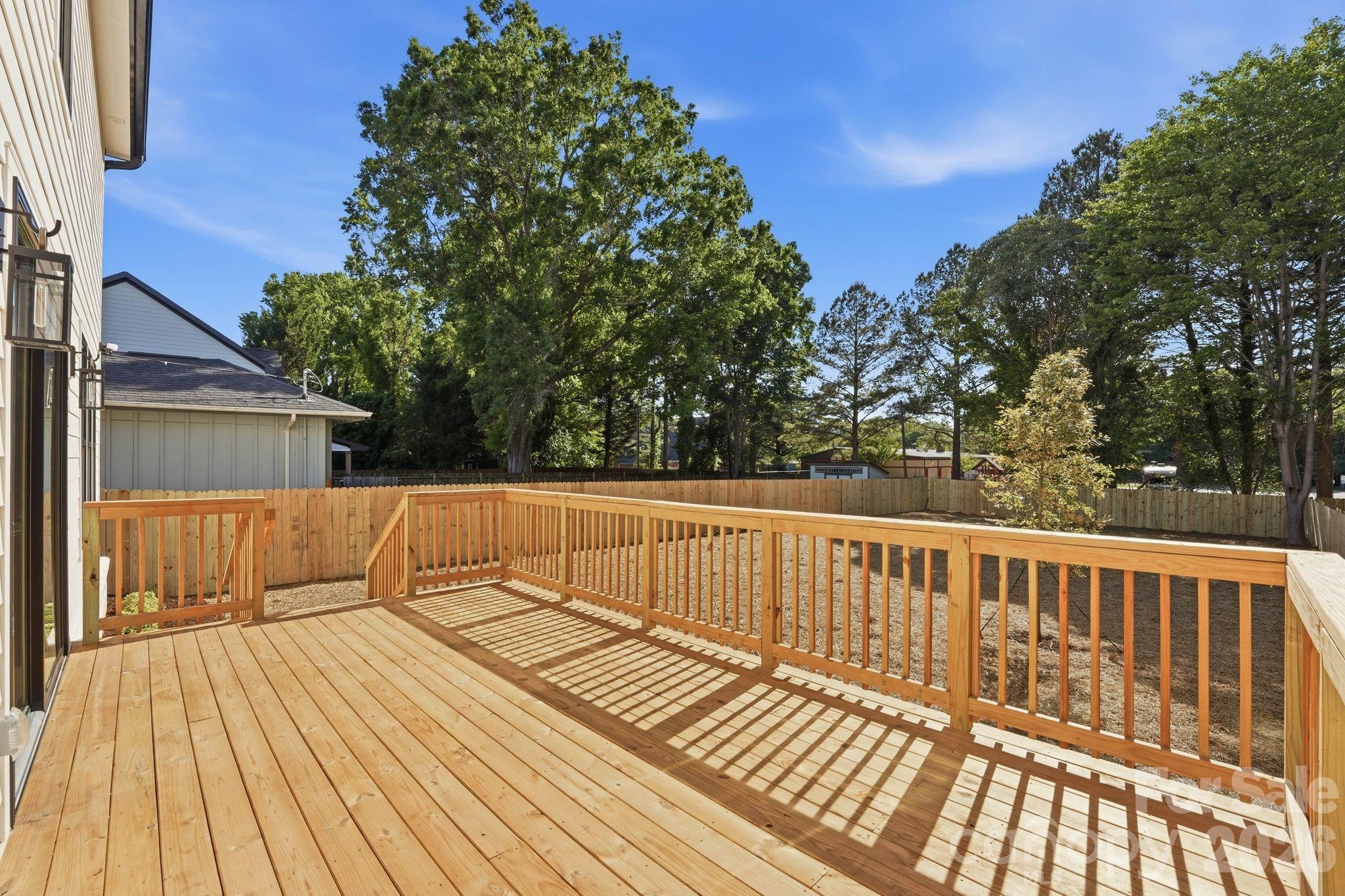 Merry Oaks - Residential